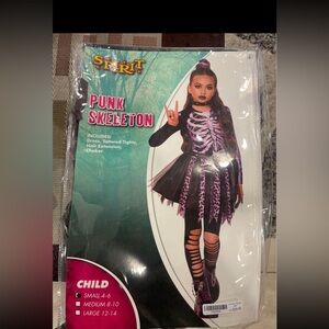 Costume like new 4-6T